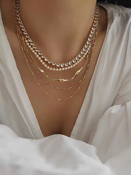 Collana giro collo punti luce