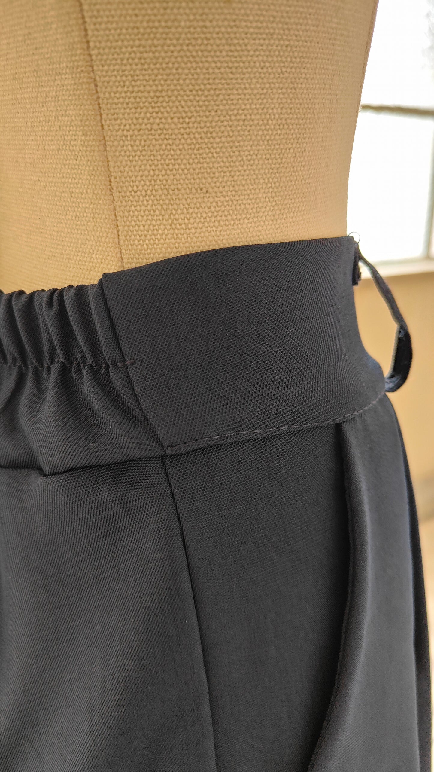 Pantaloni Versa