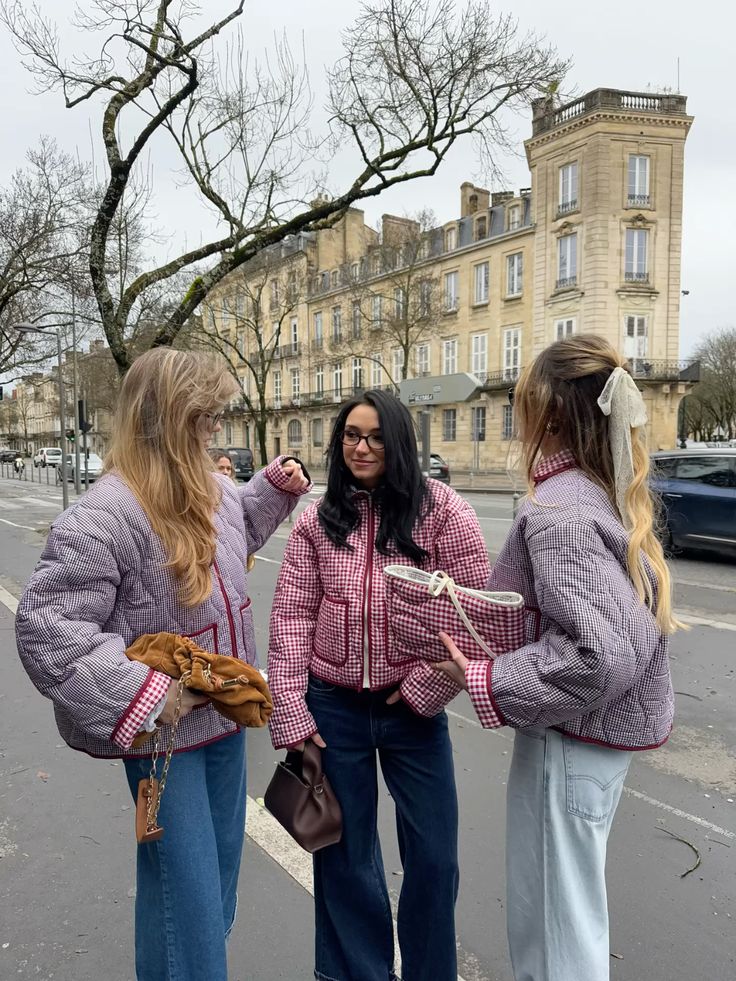 Appena Arrivati - Storie di tessuti e colori