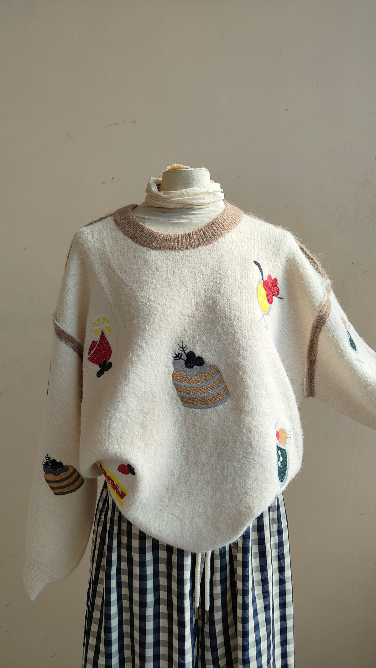 Maglione Pâtisserie – Fantasia Ricamata