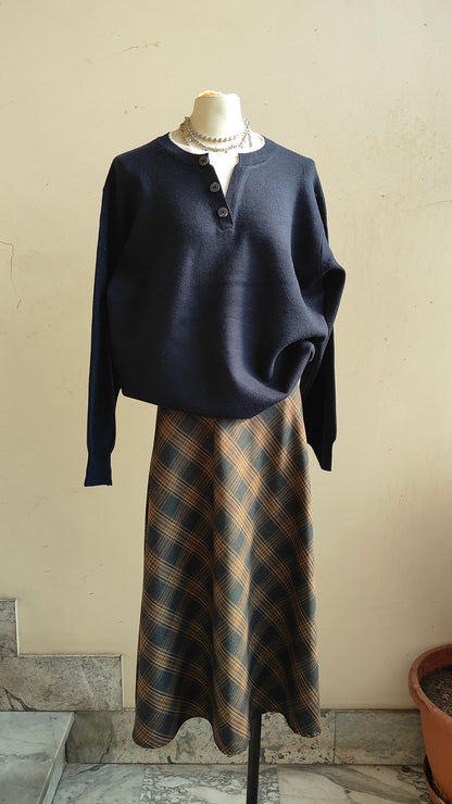 Maglia Isaline – Scollo con Bottoni