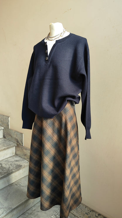 Maglia Isaline – Scollo con Bottoni