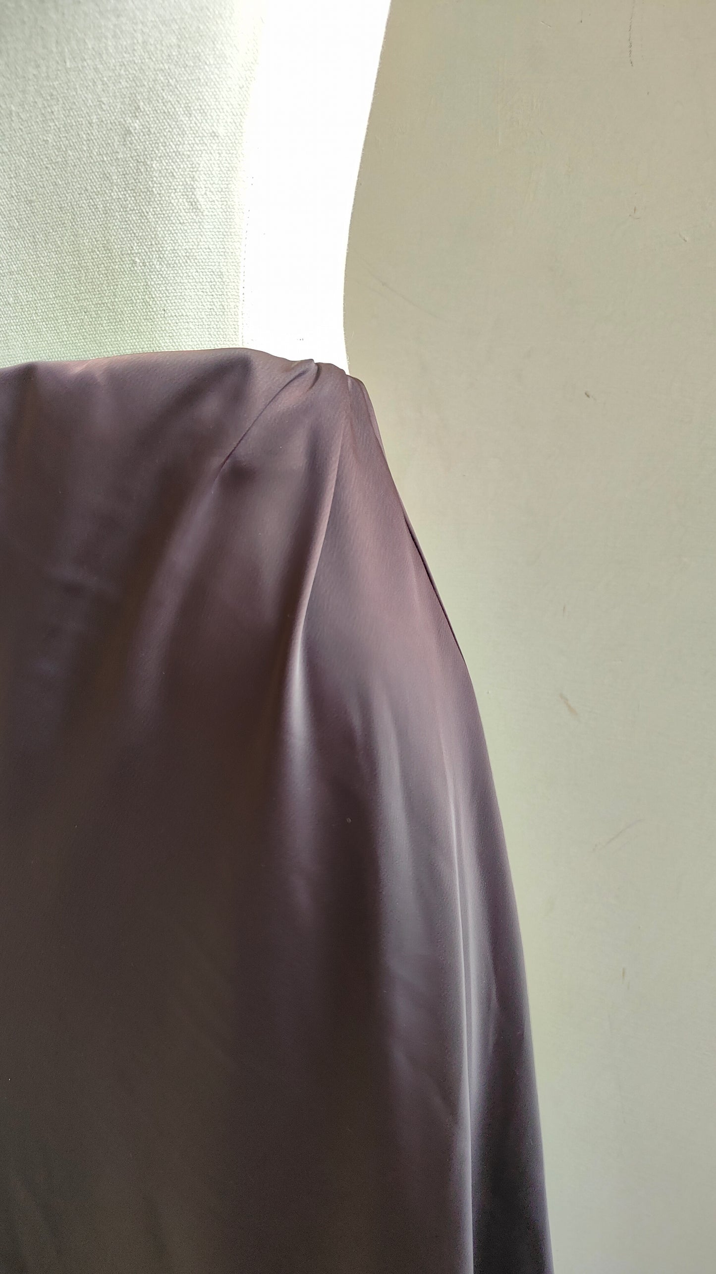 Gonna Satinata con Pizzo