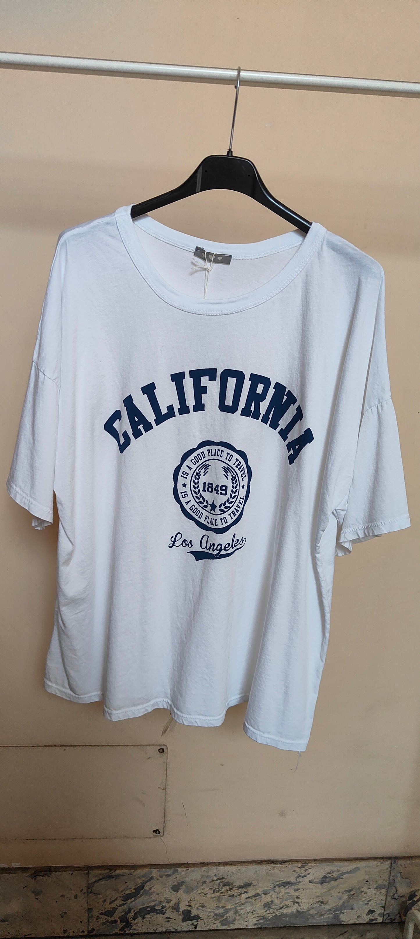 T-shirt california