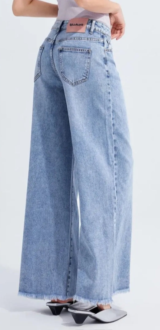 Wide legs jeans