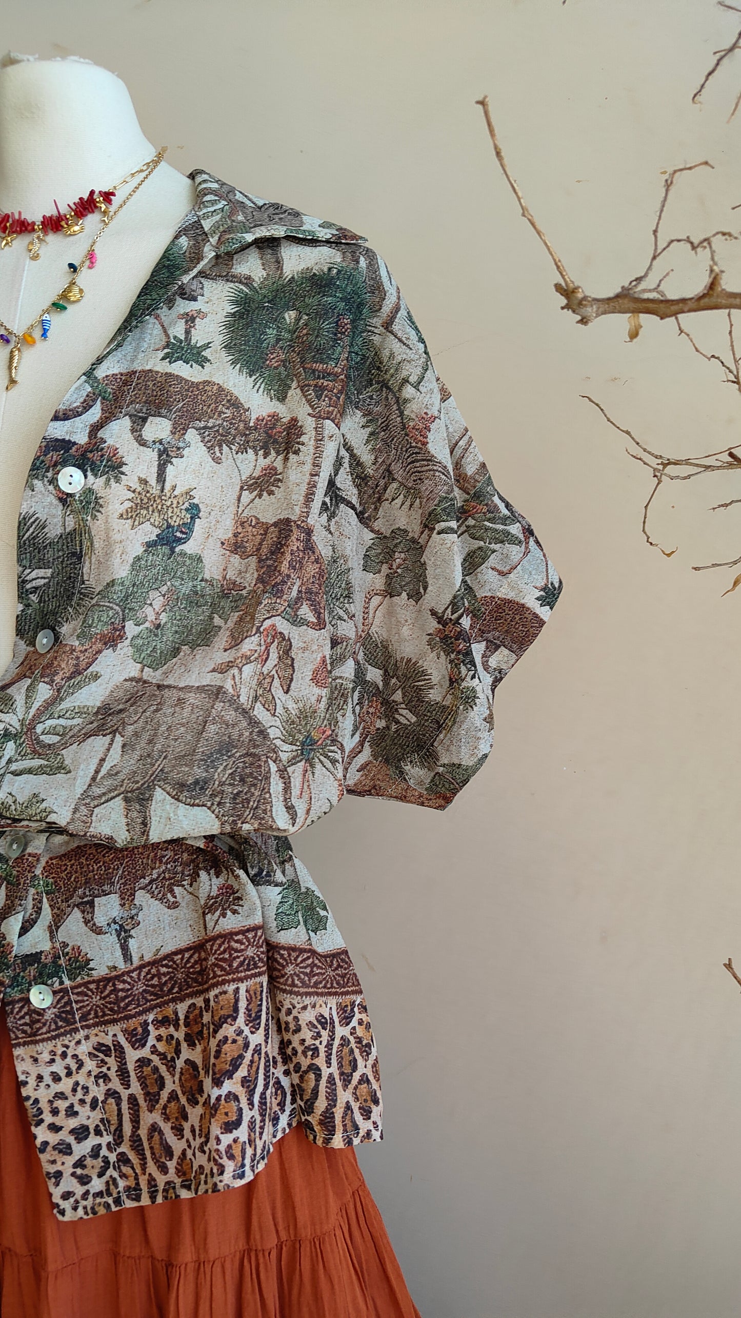 Camicia Safari Icon