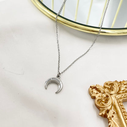 Collana luna