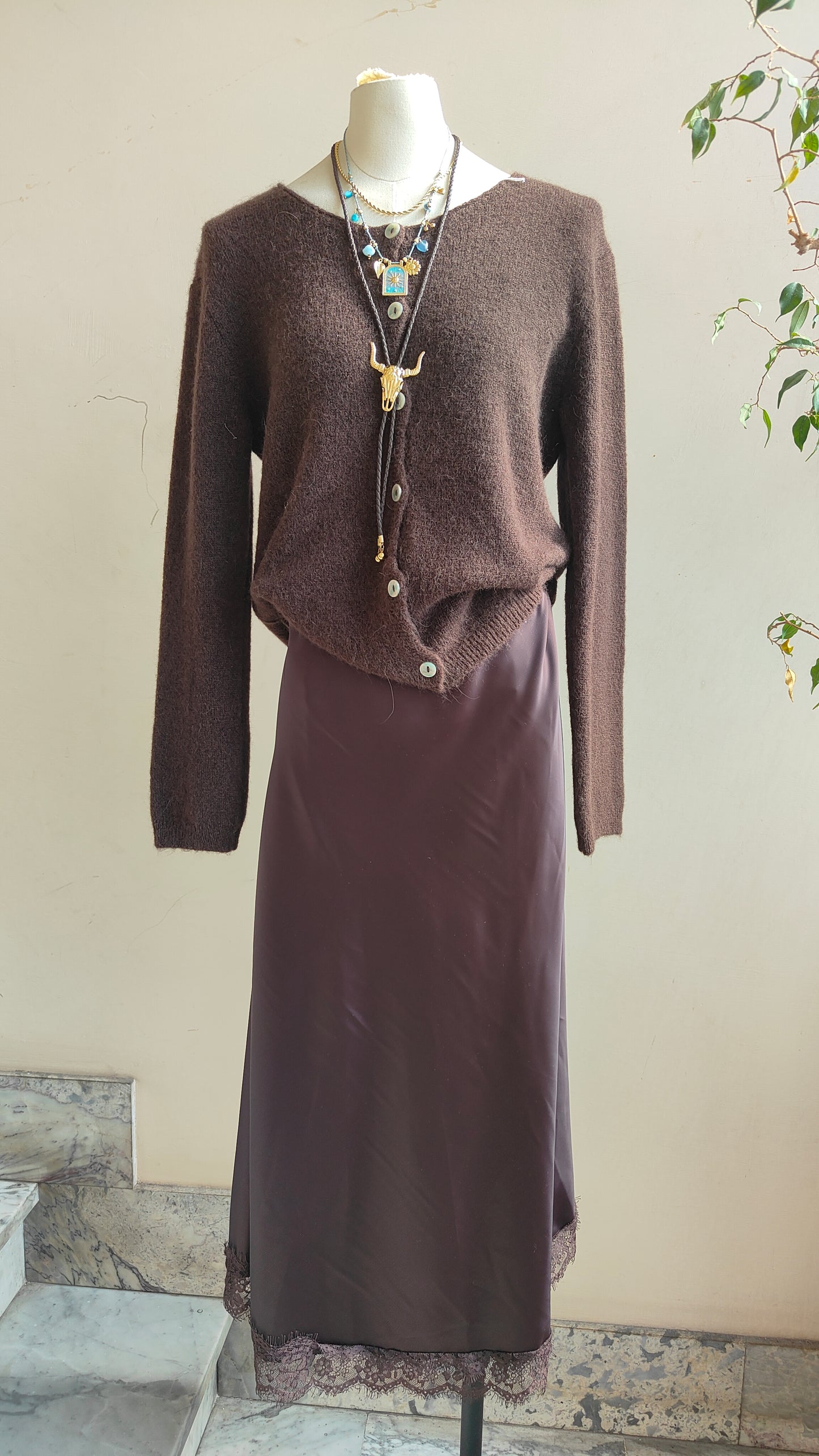 Gonna Satinata con Pizzo