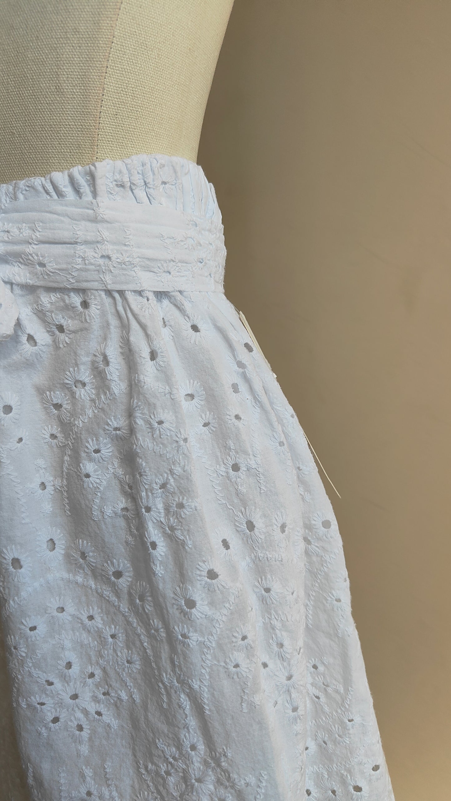 Short Broderie Éloise