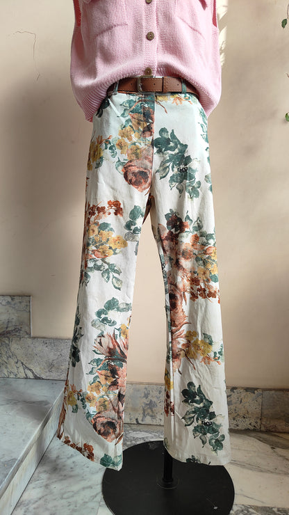 Pantaloni floreali