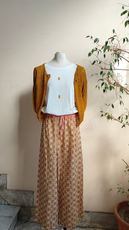 Cardigan Lou