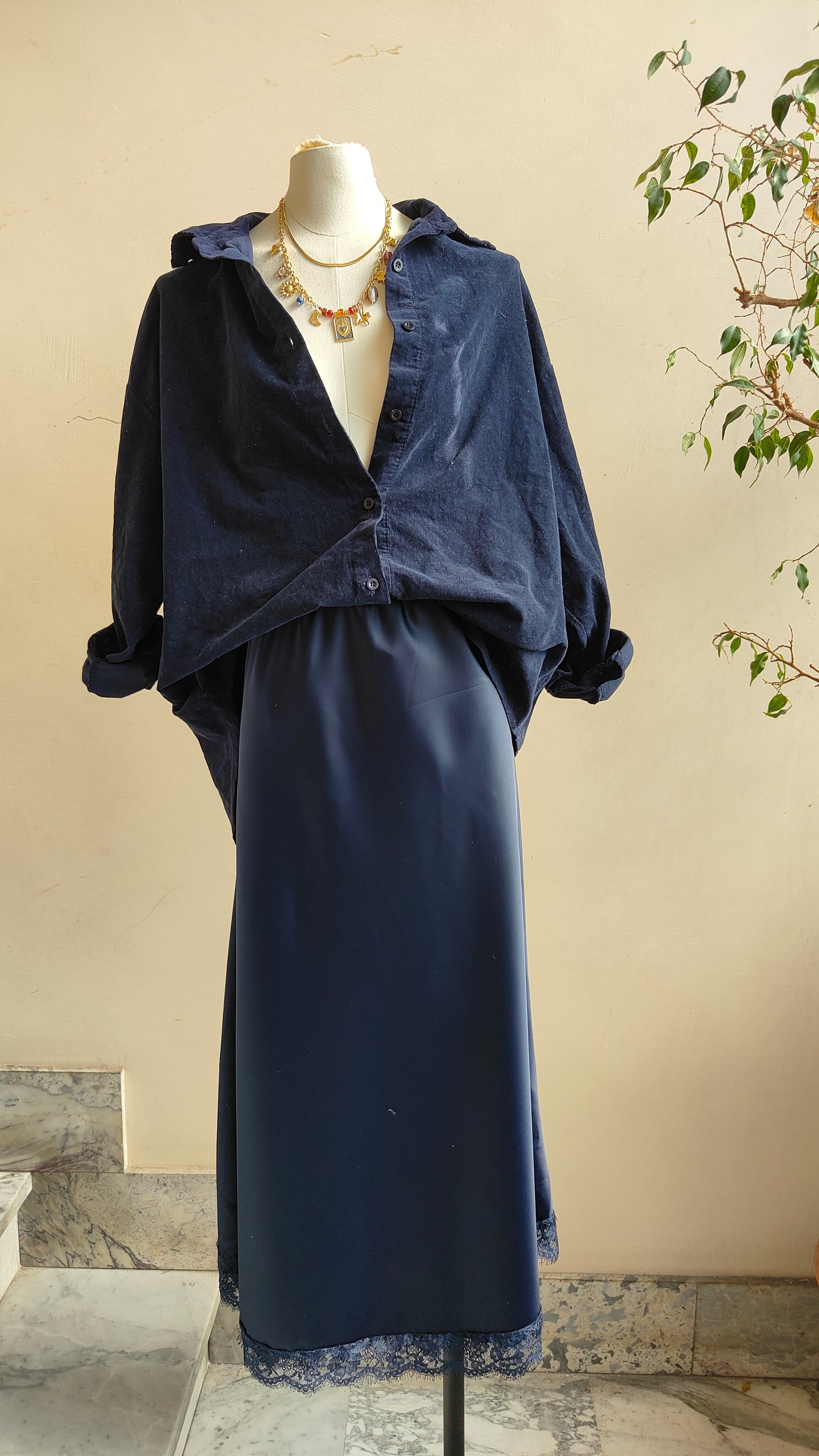 Gonna Satinata con Pizzo