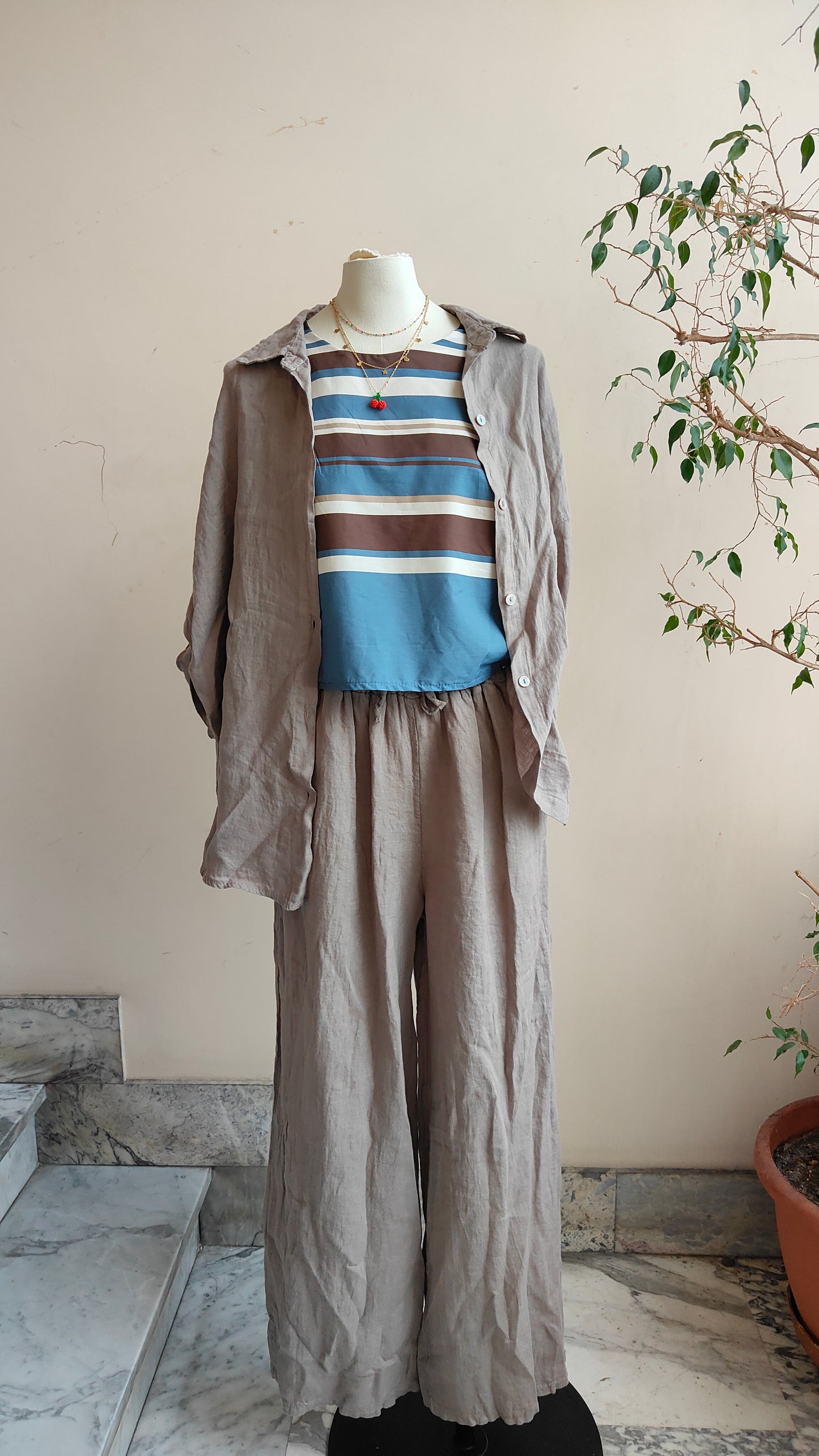 Top a righe con fiocco