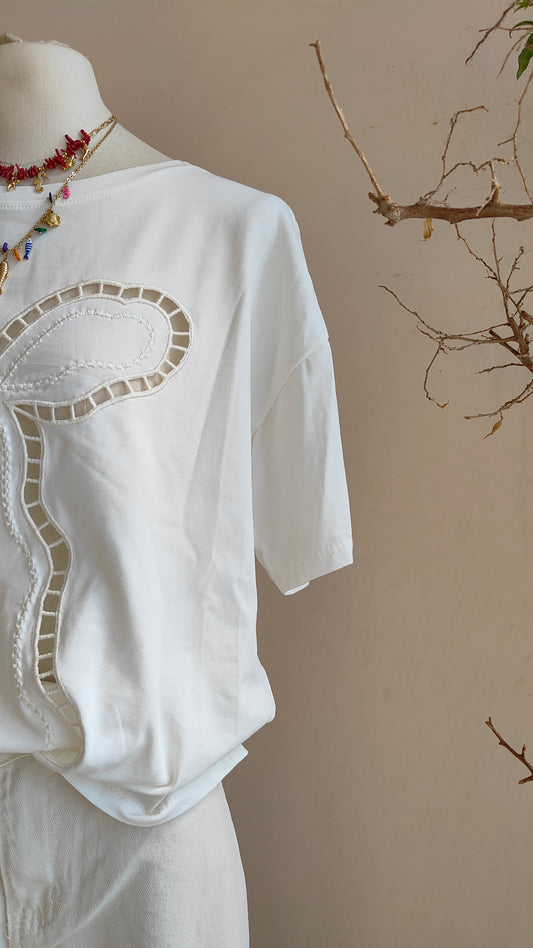 T-shirt Fiocco Ricamato
